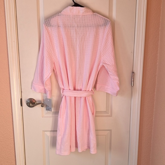 Host Pick! NWT pink robe from Croft & Barrow. Size small. - Picture 2 of 4